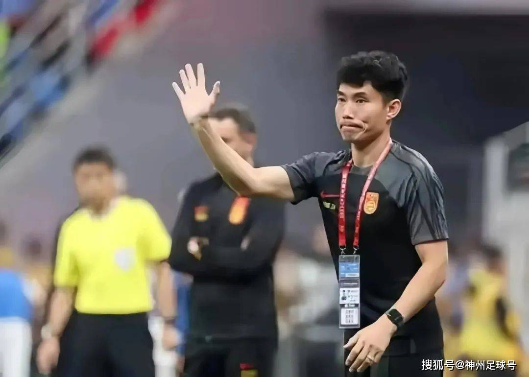 爱游戏体育-关于郑智下课成为抢手人选，广州豹和山东泰山竞逐中的信息