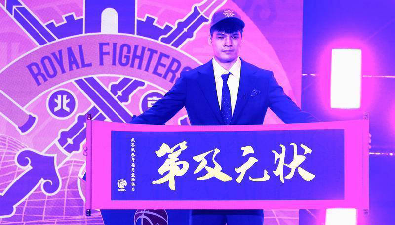 爱游戏体育-包含先下手为强！浙江男篮官宣签约德甲得分王兰道夫的词条