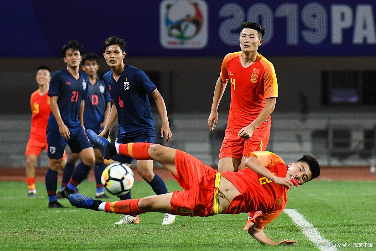 一场2-1绝杀，让中国队争冠起死回生，还送亚洲冠军2连败的简单介绍