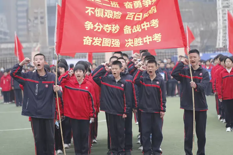 云南队全场努力，主场鏖战成功保持不败的简单介绍